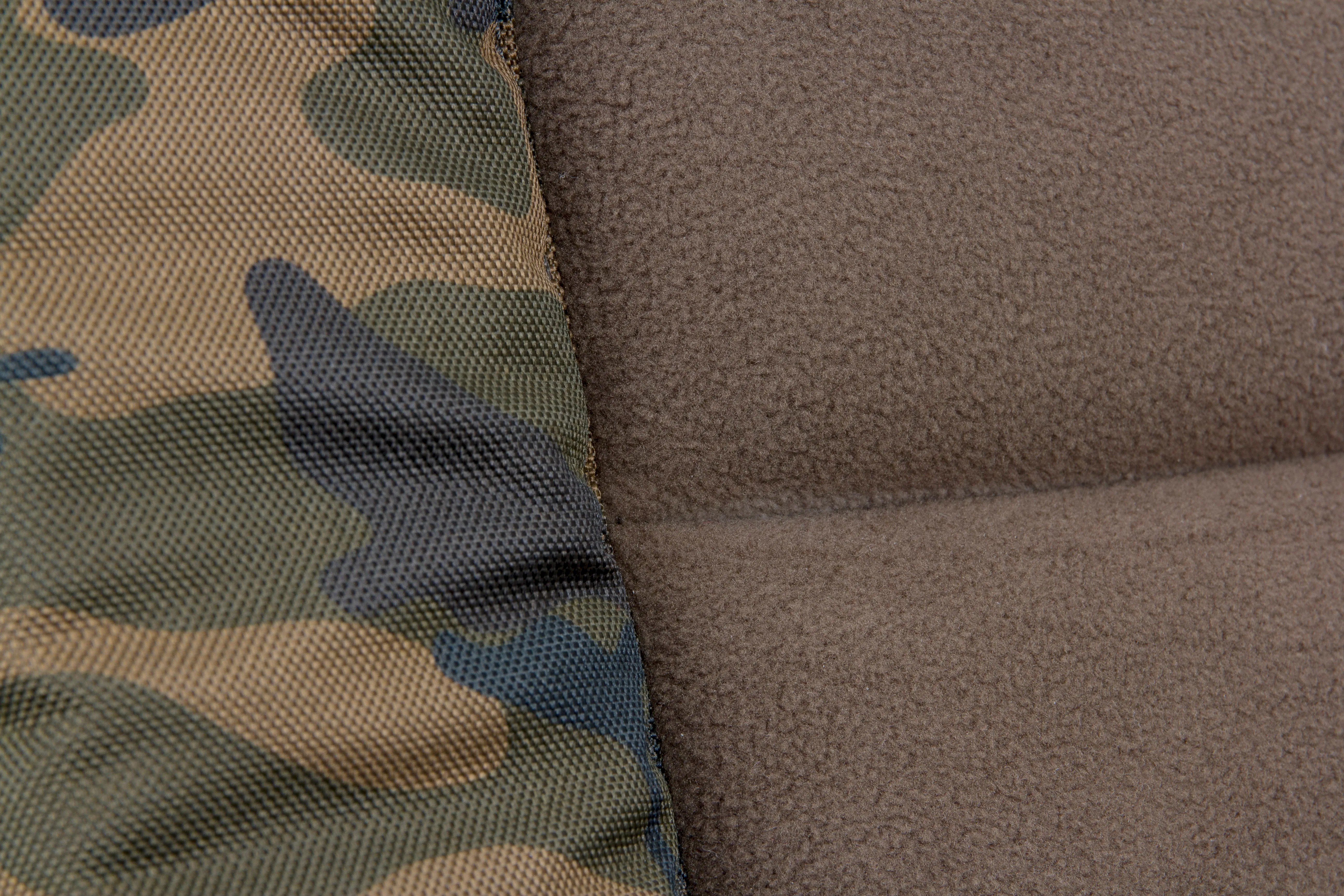 Fox R3 Camo Recliner Chair