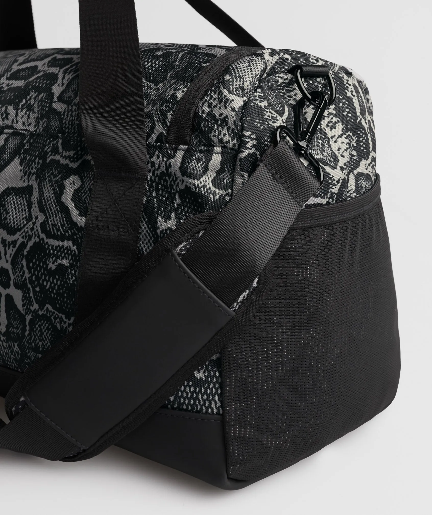 Gymshark Small Everyday Print Holdall - Black Print